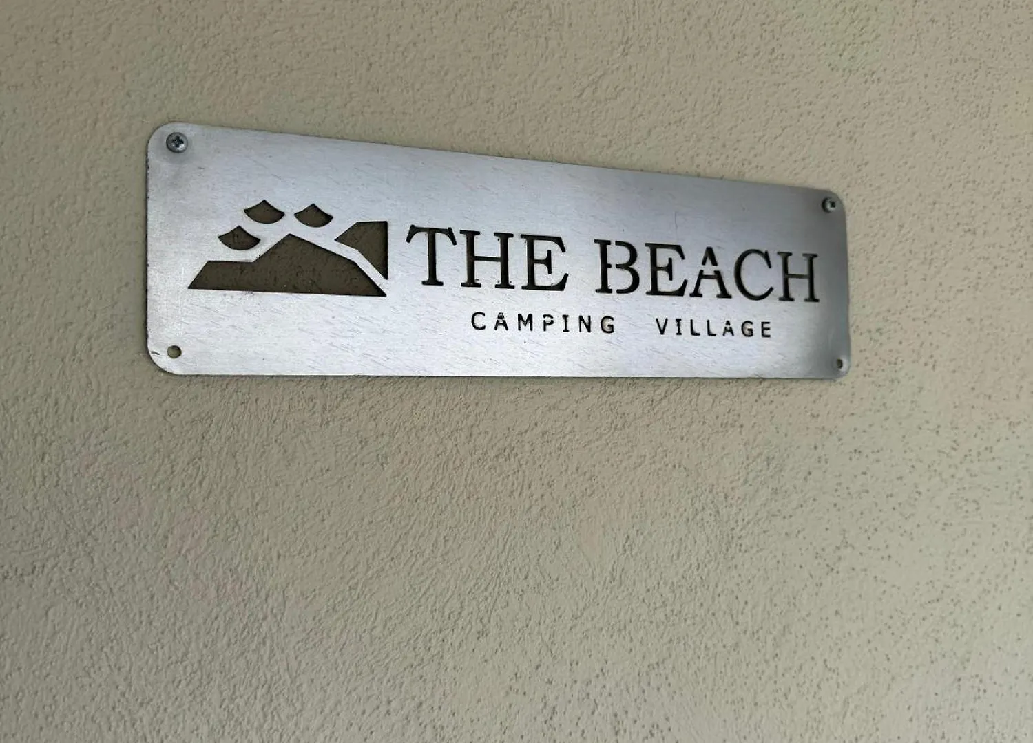 The Beach Camping Village 마리나 디 카라라