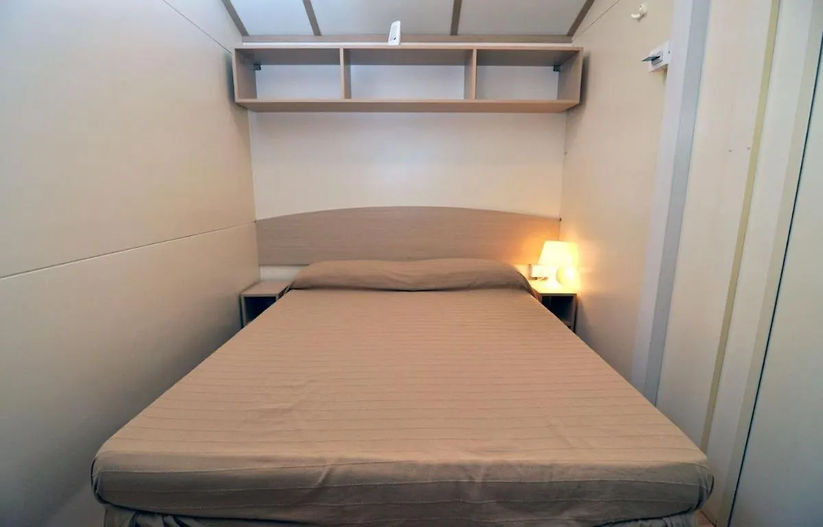The Beach Camping Village 마리나 디 카라라 캠프장